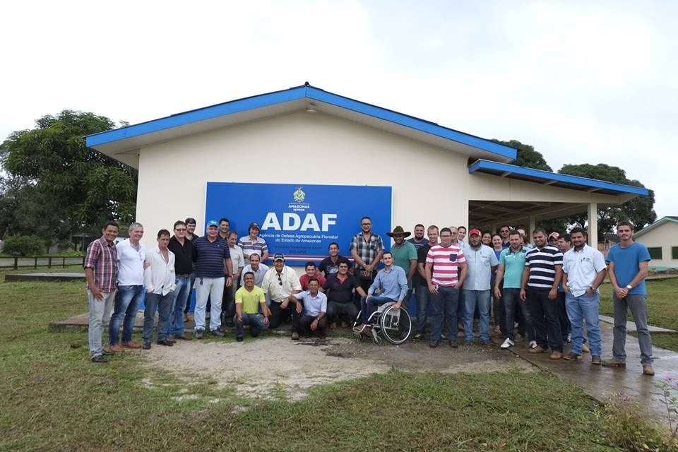 Técnicos e pecuaristas acompanham entrega de nova sede da ADAF em Apuí.