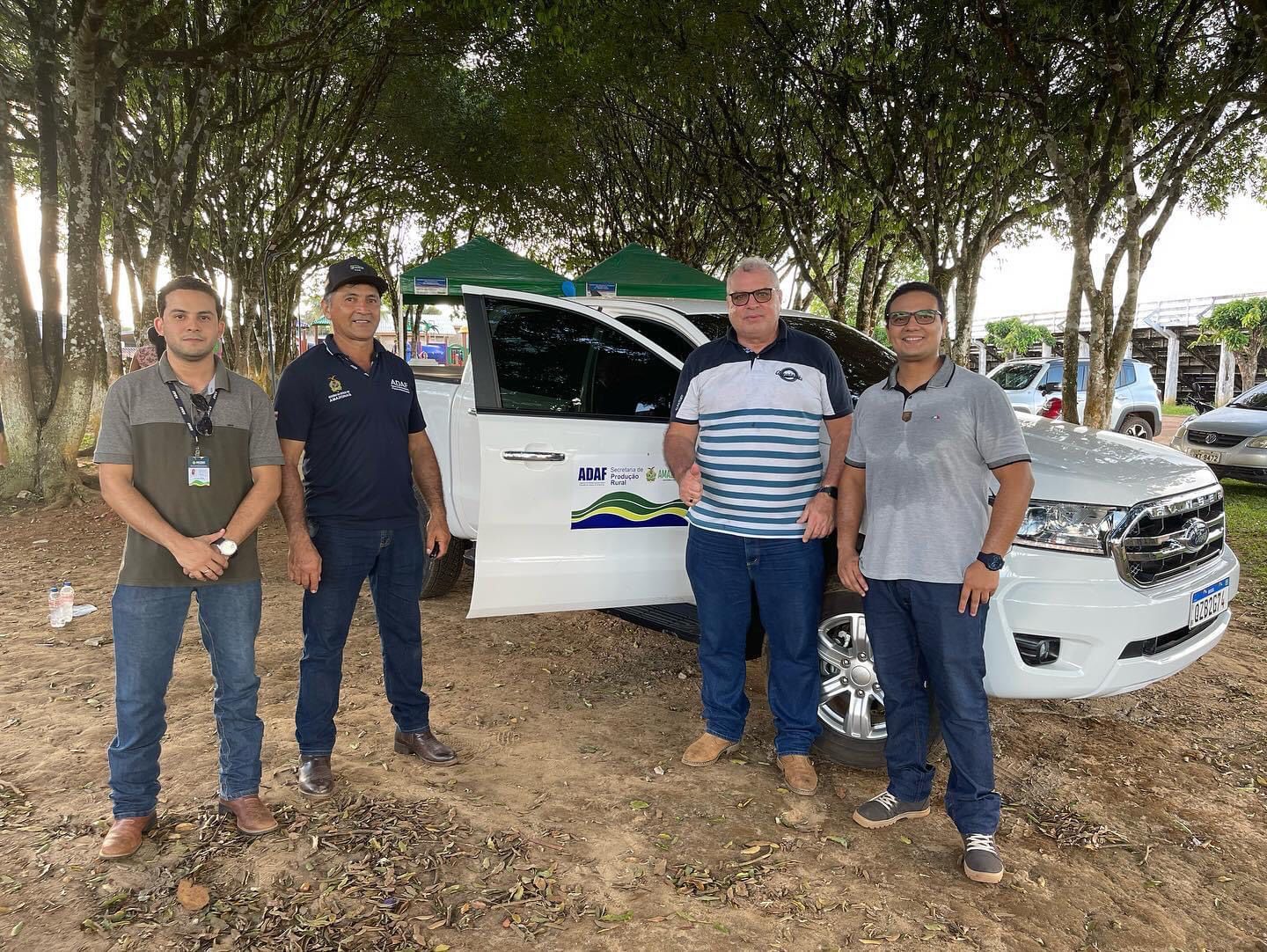 Governo do Amazonas entrega veículos para unidades da Adaf em Apuí e Humaitá